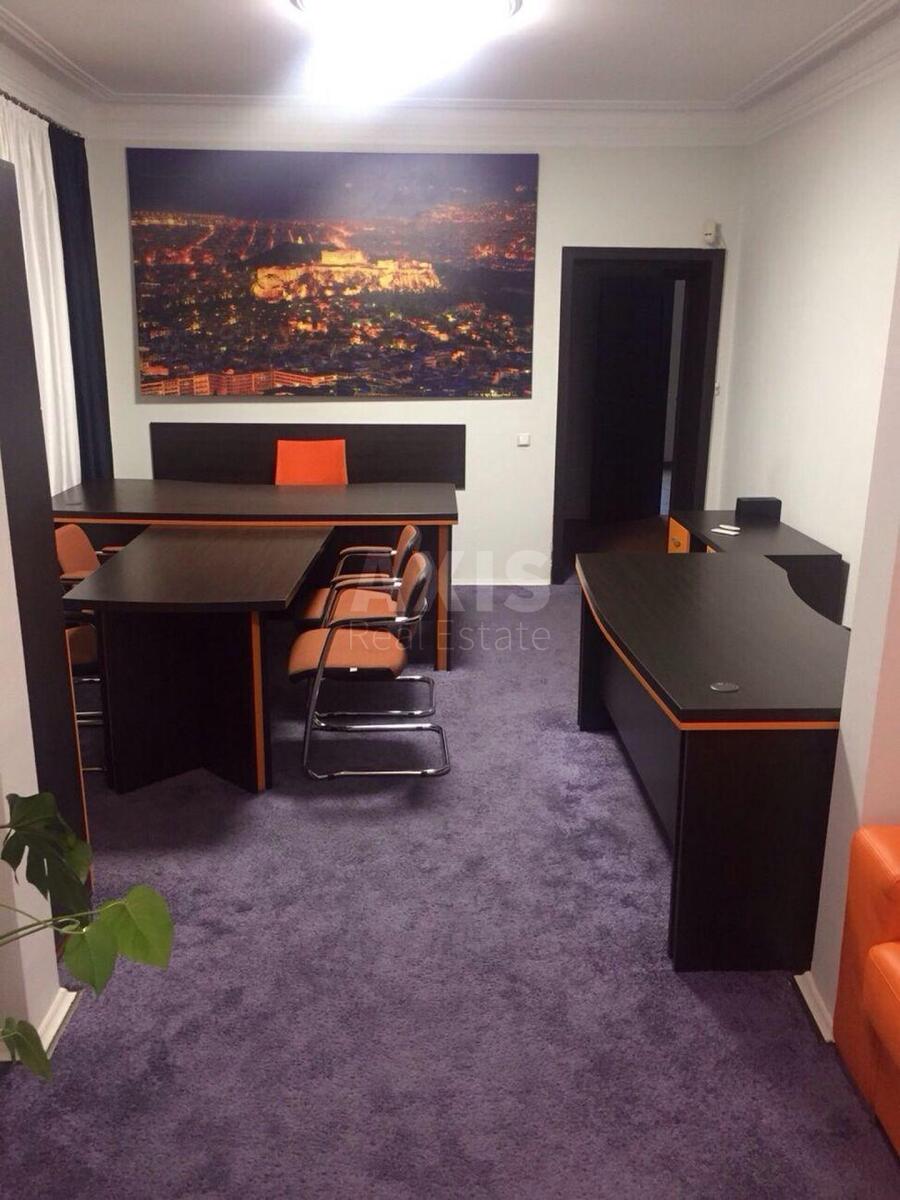 Office vul. Lobanovs'kogo 30, 300m2573793
