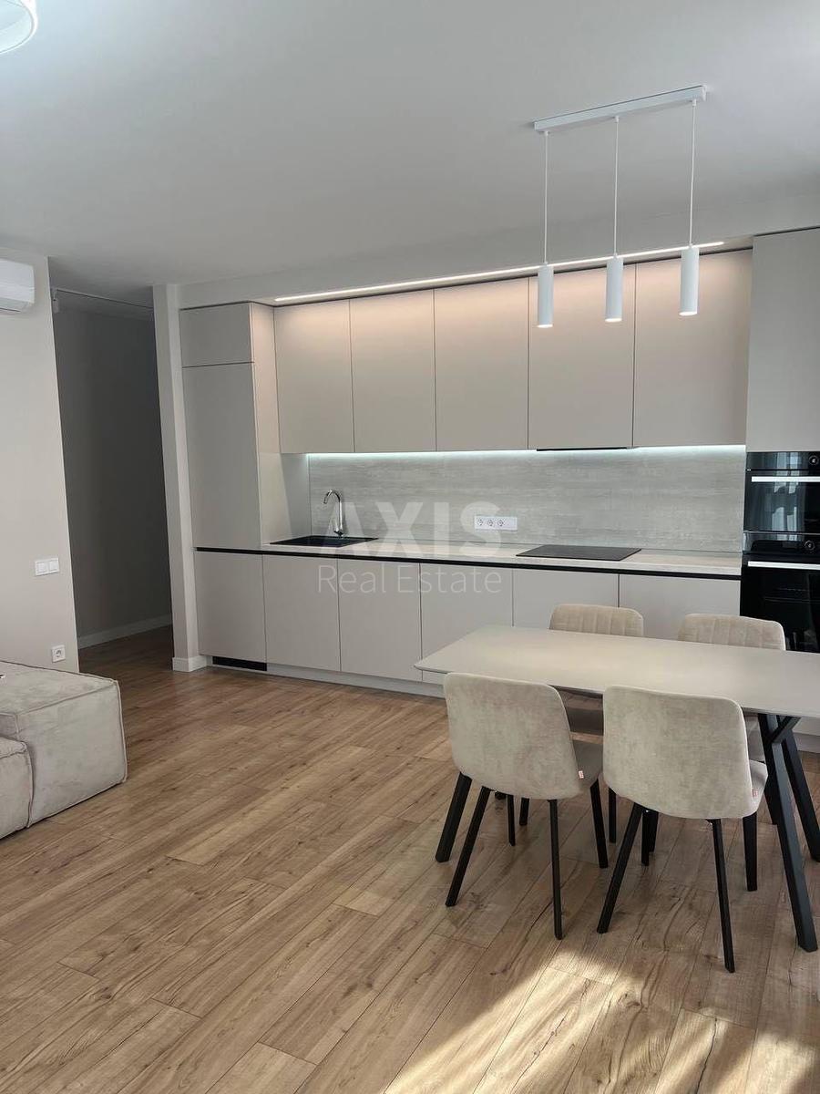 3k apartment nab. Dniprovs'ka 153