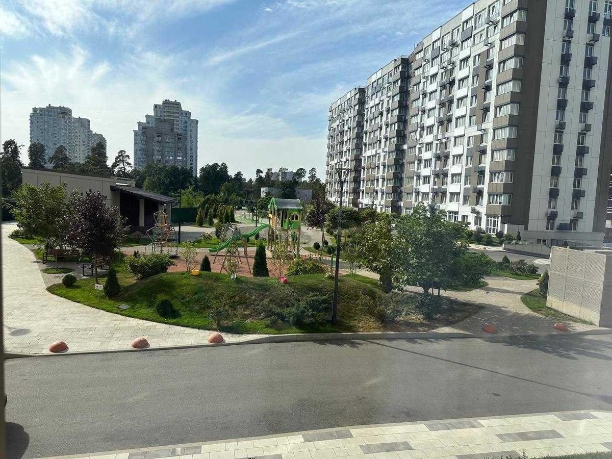 2k apartment vul. L'vivs'ka 1511