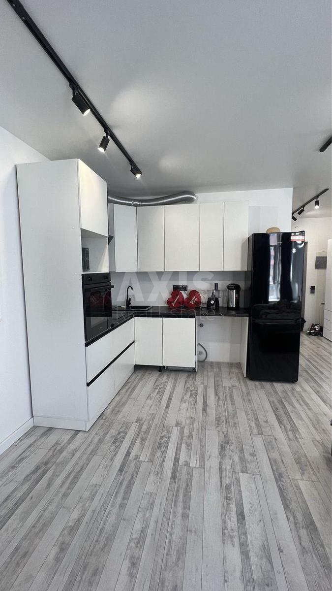 1k apartment vul. Oleny Pchilky 75