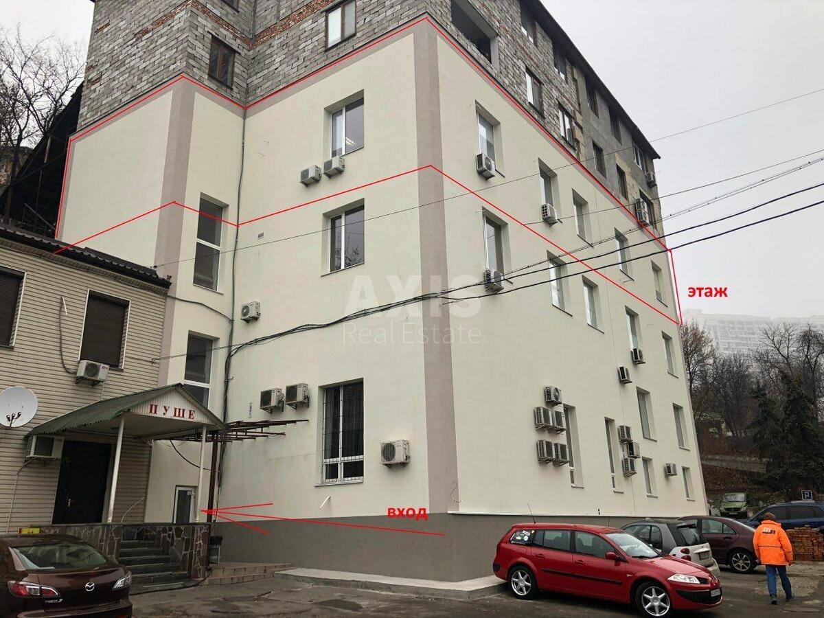 Объект торговли ул. Джона Маккейна 10, 65м2