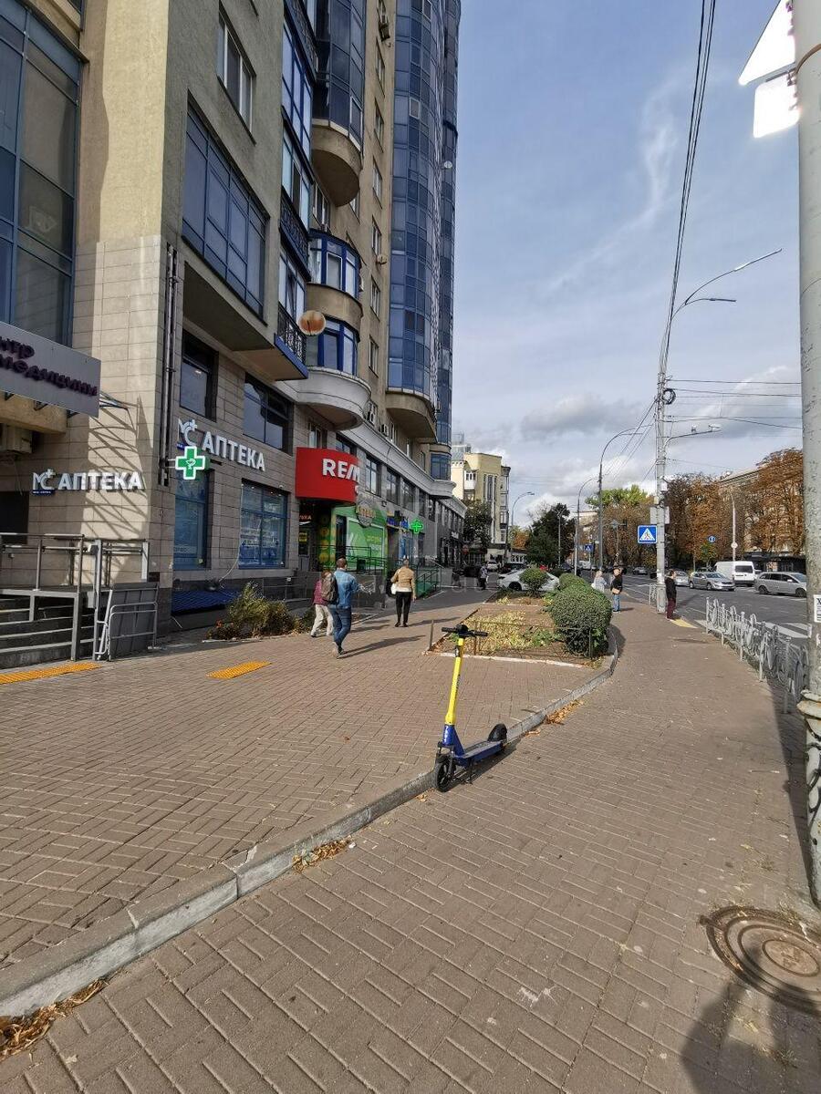 Офіс узв. Кловський 7, 24м2