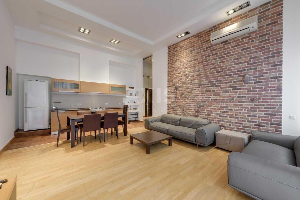 3k apartment vul. Antonovycha 232
