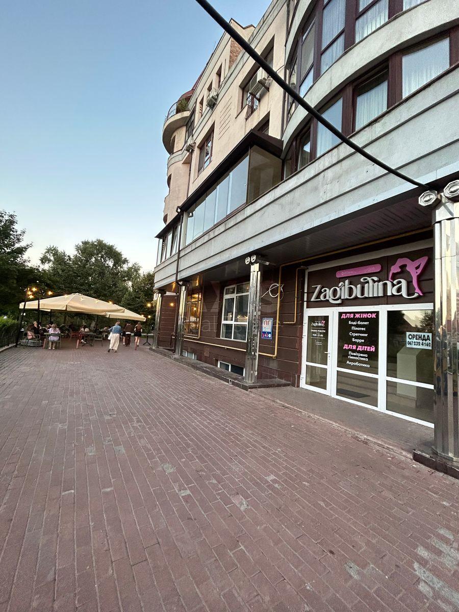 Office vul. Obolons'ka naberezhna 15, 110m258437