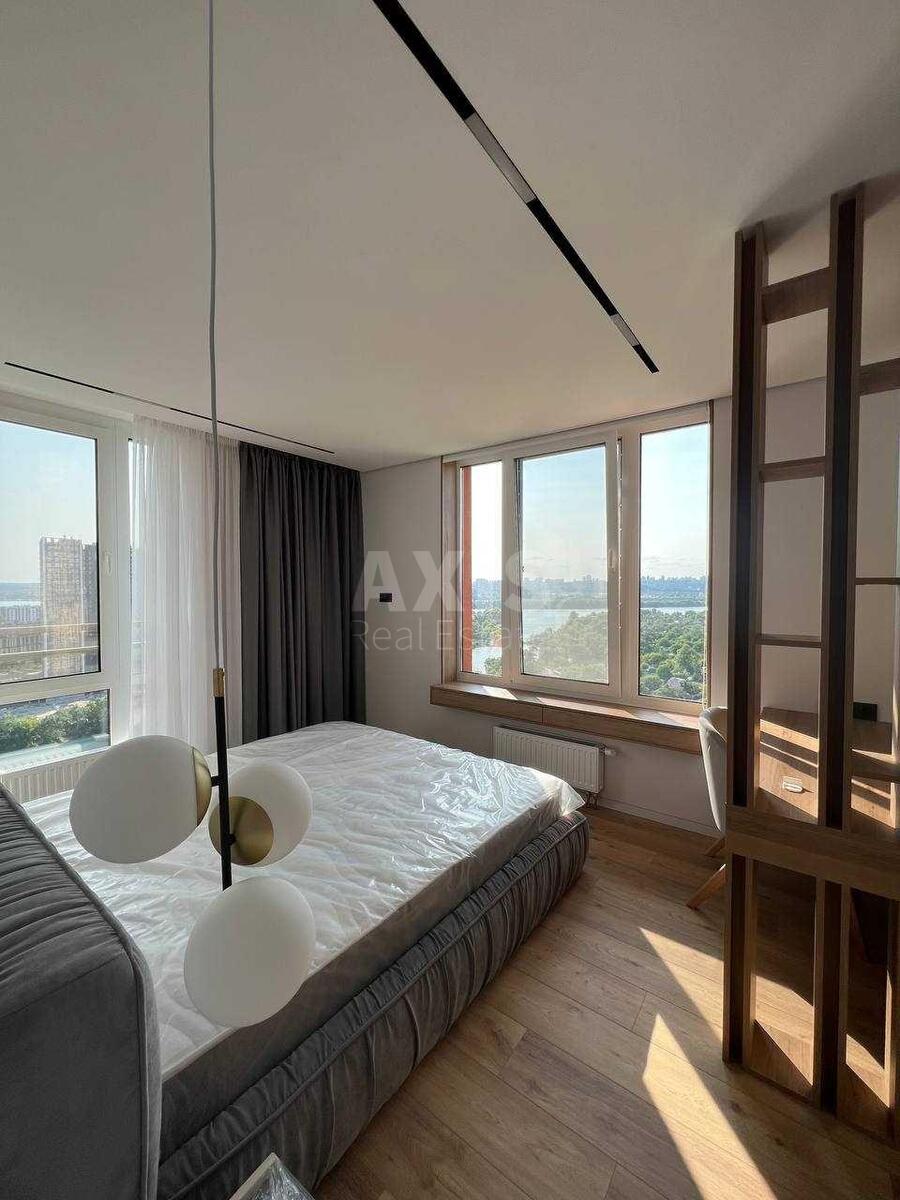 3k apartment nab. Dniprovs'ka 18627532