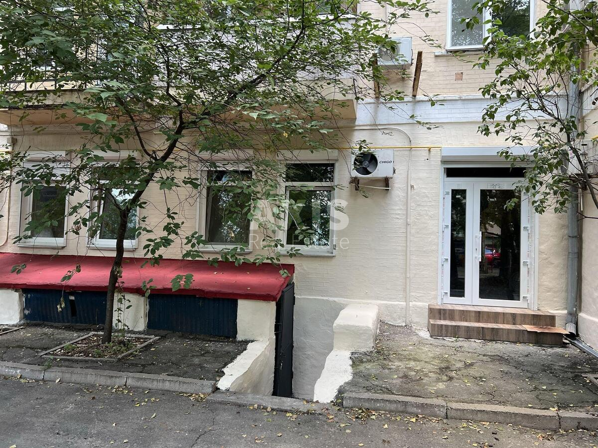 Office vul. Riznyc'ka 11, 130m261652