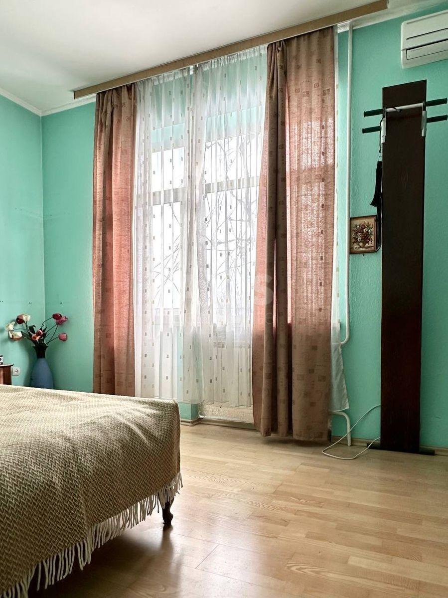 House prov. Bortnyc'kyj, 323m2, Kyiv city1