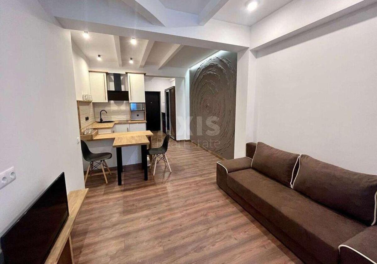 1к квартира ул. Набережно-Крещатицкая 35