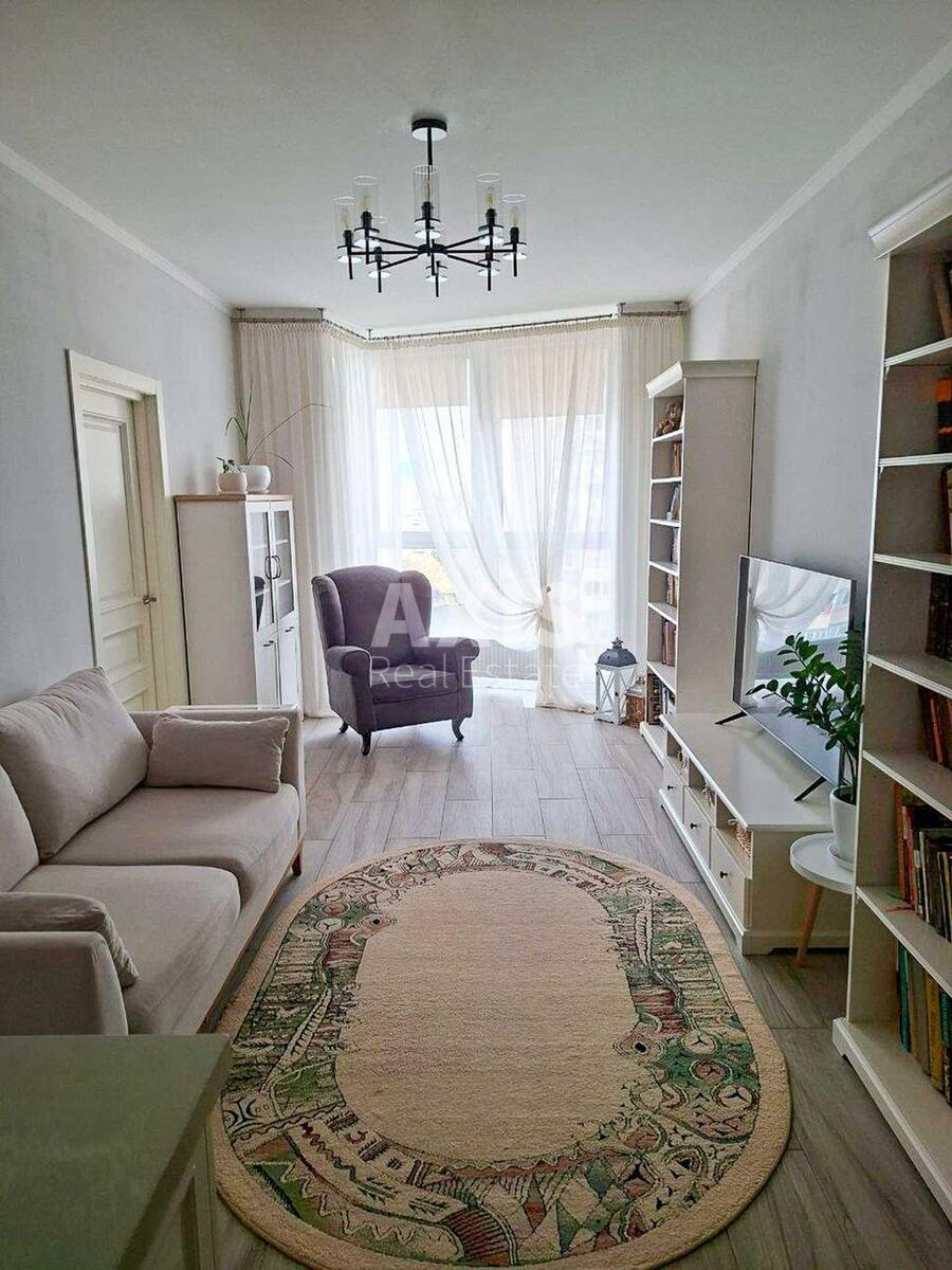 2к квартира ул. Драгоманова 2608612