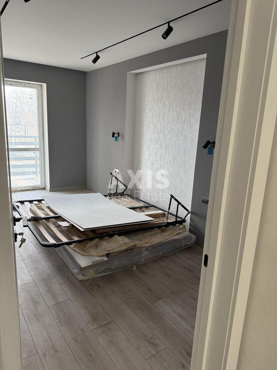 2k apartment vul. Nyzhn'okljuchova 144
