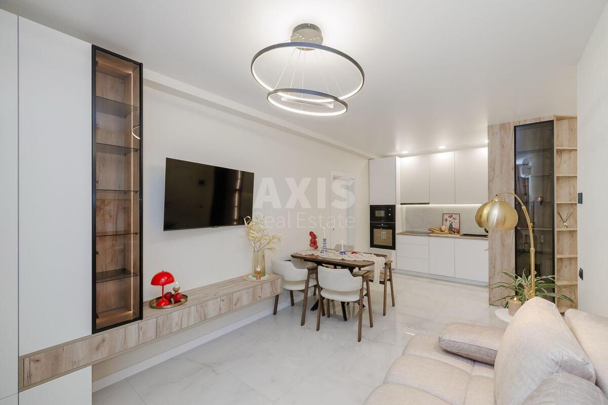 2k apartment vul. Myhajla Maksymovycha 2460500