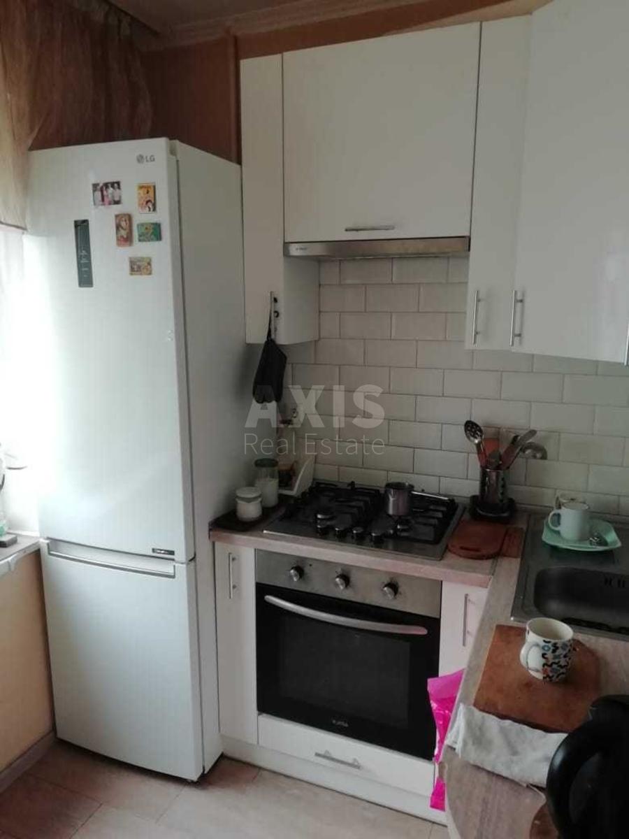 2k apartment vul. Horol's'ka 8/413