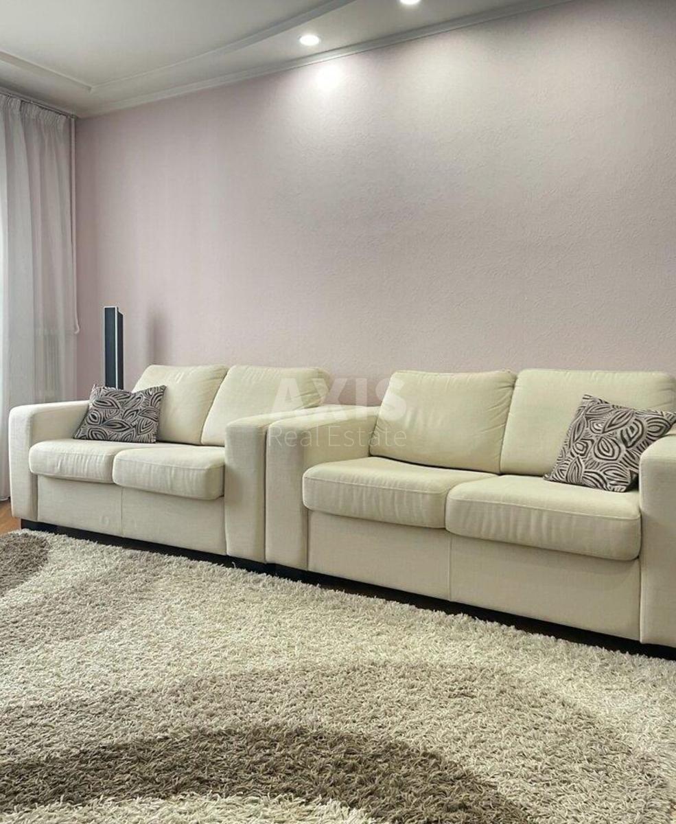 2k apartment vul. Revuc'kogo 42Б