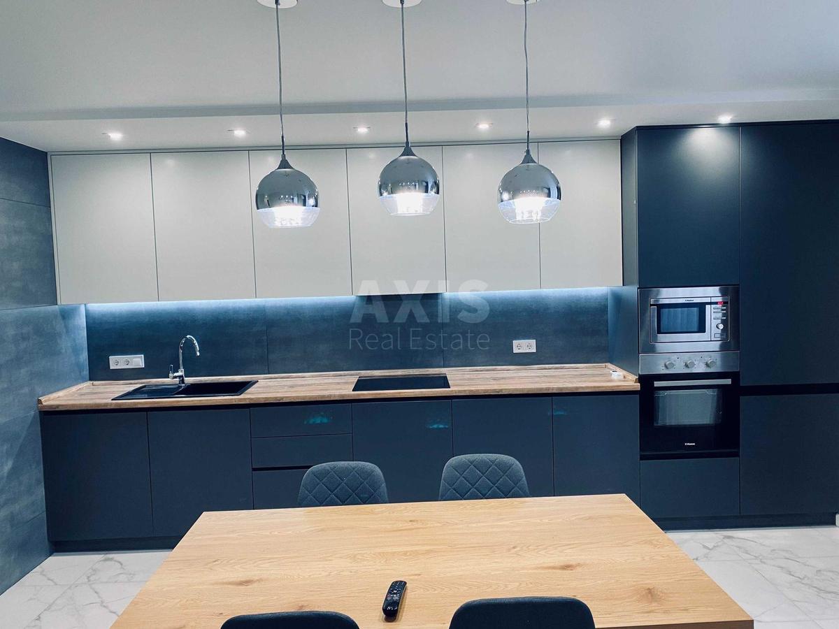 3k apartment vul. Amosova Mykoly 4