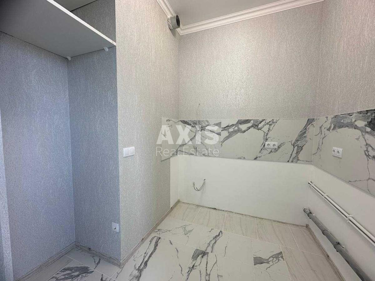 2k apartment vul. Nagirna 18/163