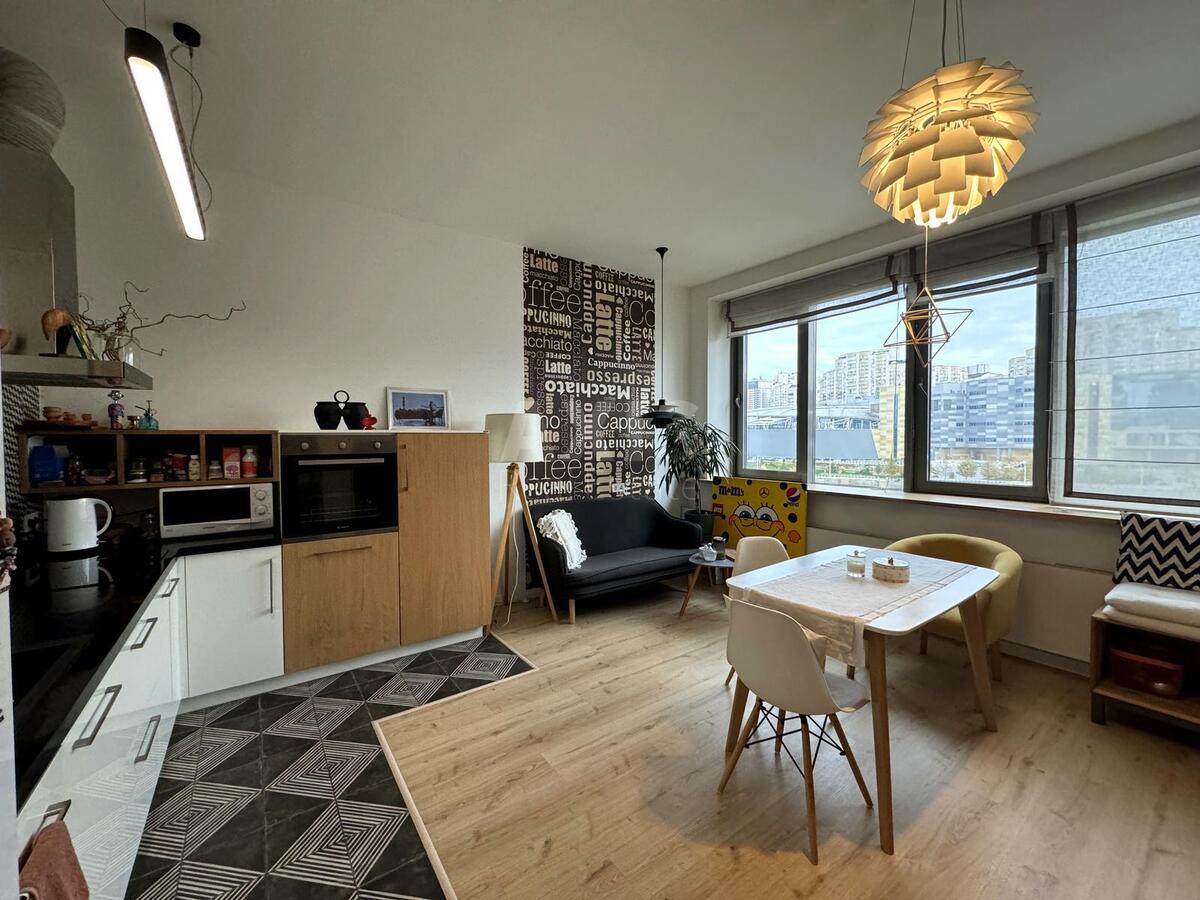 1k apartment vul. Zarichna 16