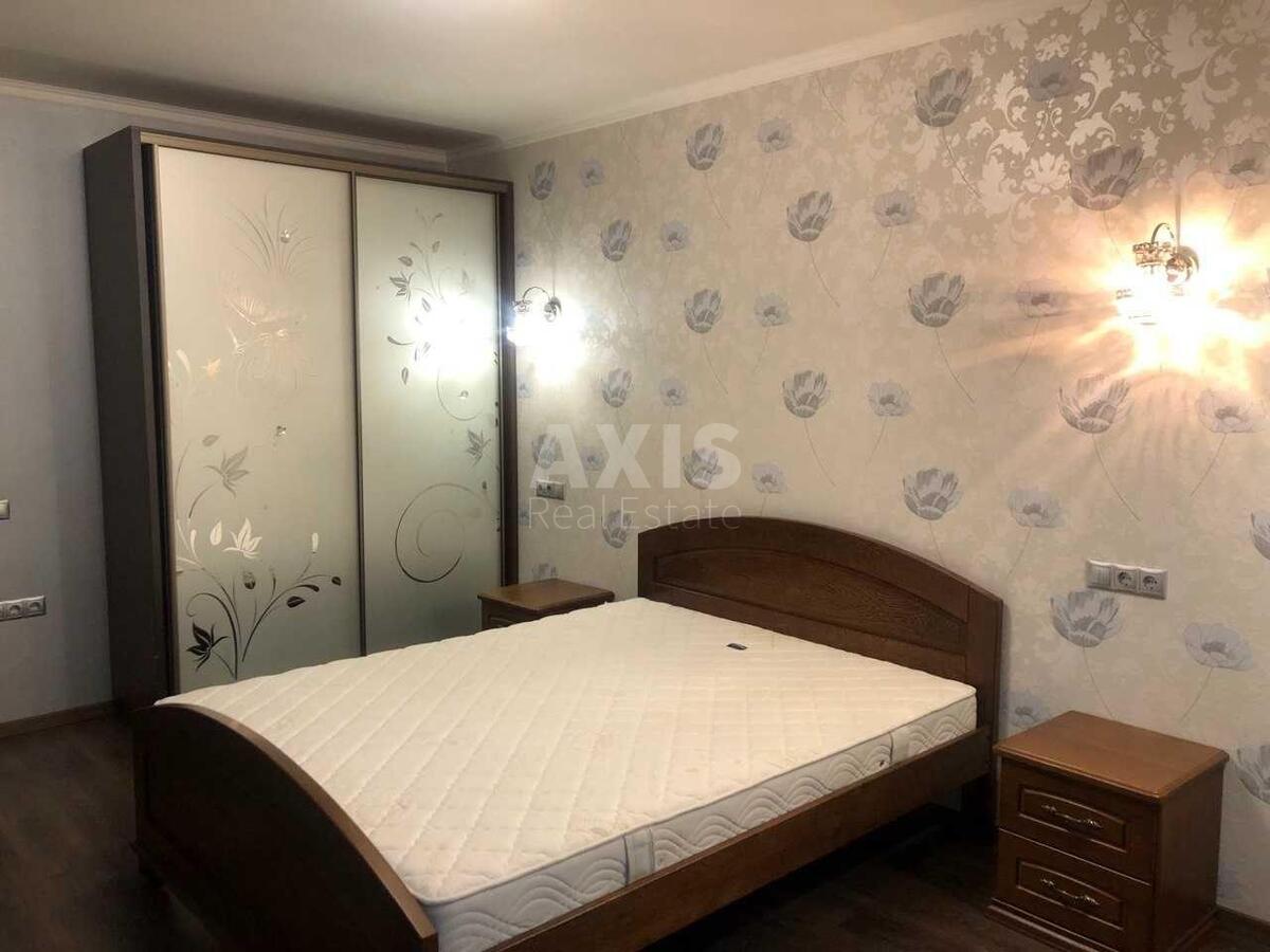 3k apartment vul. Knjazhyj Zaton 215