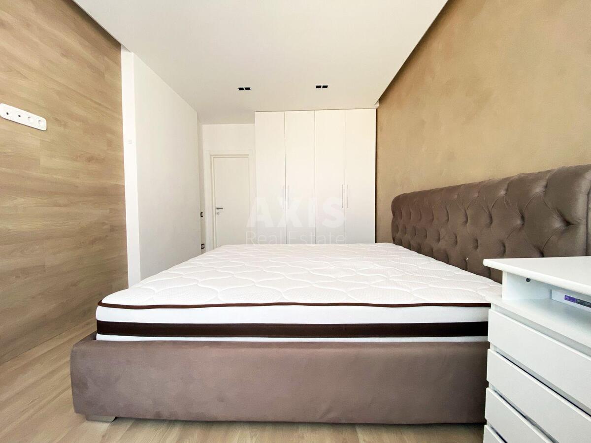 3k apartment vul. Dragomanova 2Б7