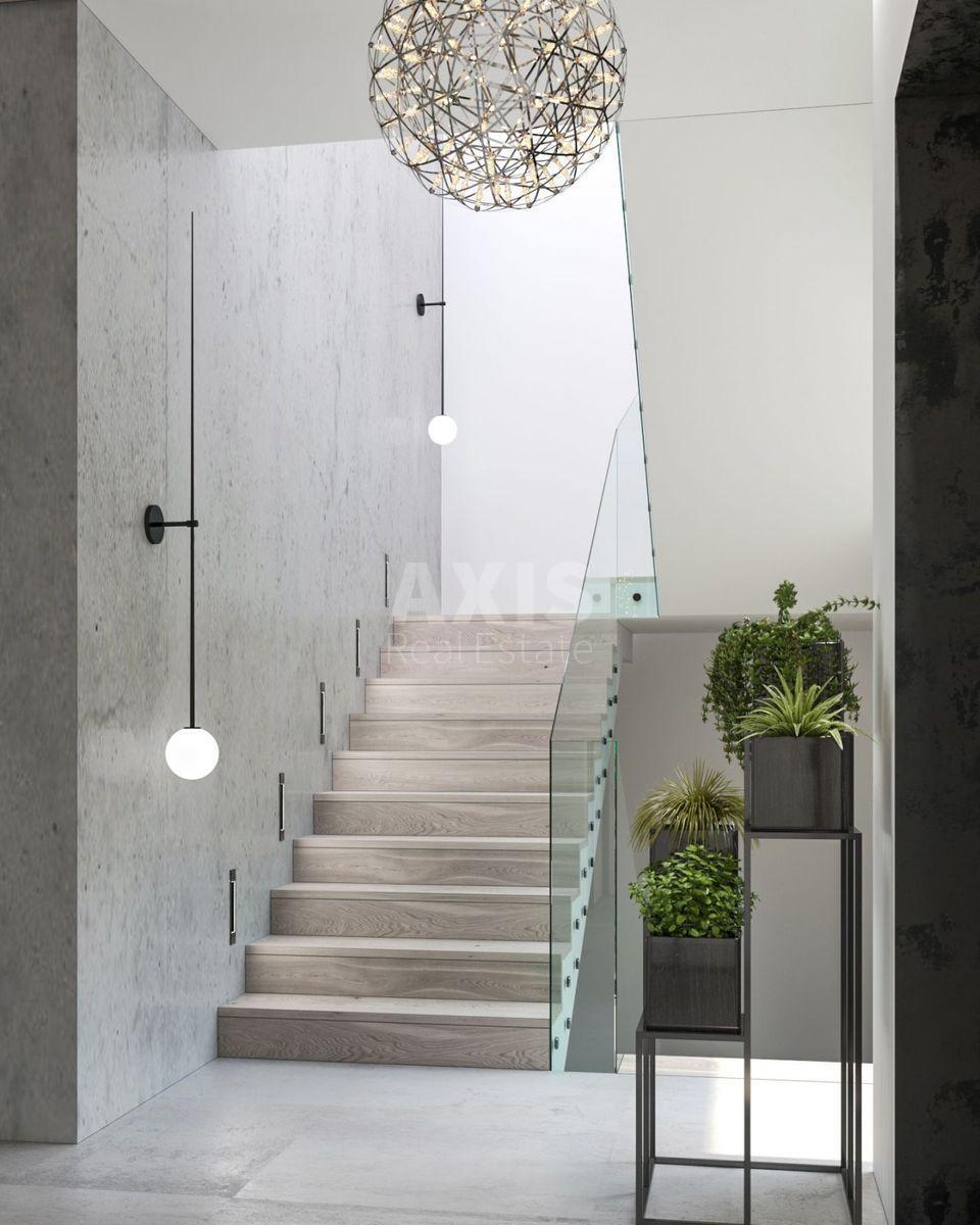 House vul. Parnykova, 350m2, Kyiv city509557