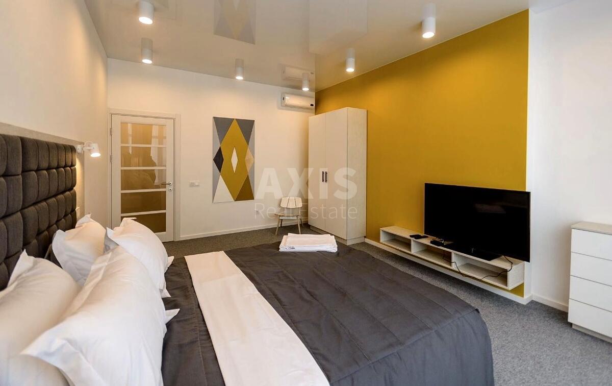 2k apartment uzv. Klovs'kyj 7615513