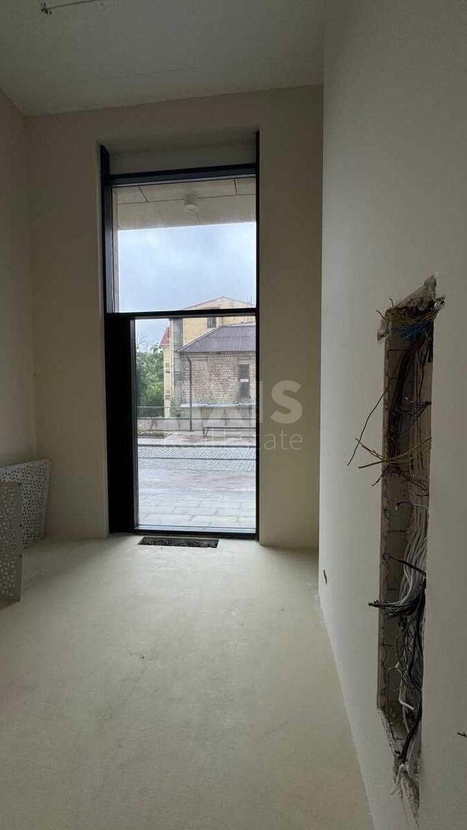 Office vul. Bul'varno-Kudrjavs'ka 15, 118m23