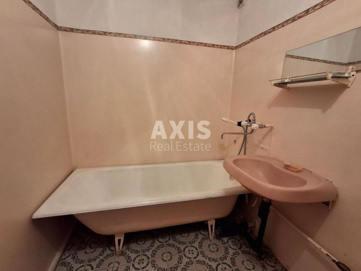 1k apartment prov. Kvitnevyj 1в3