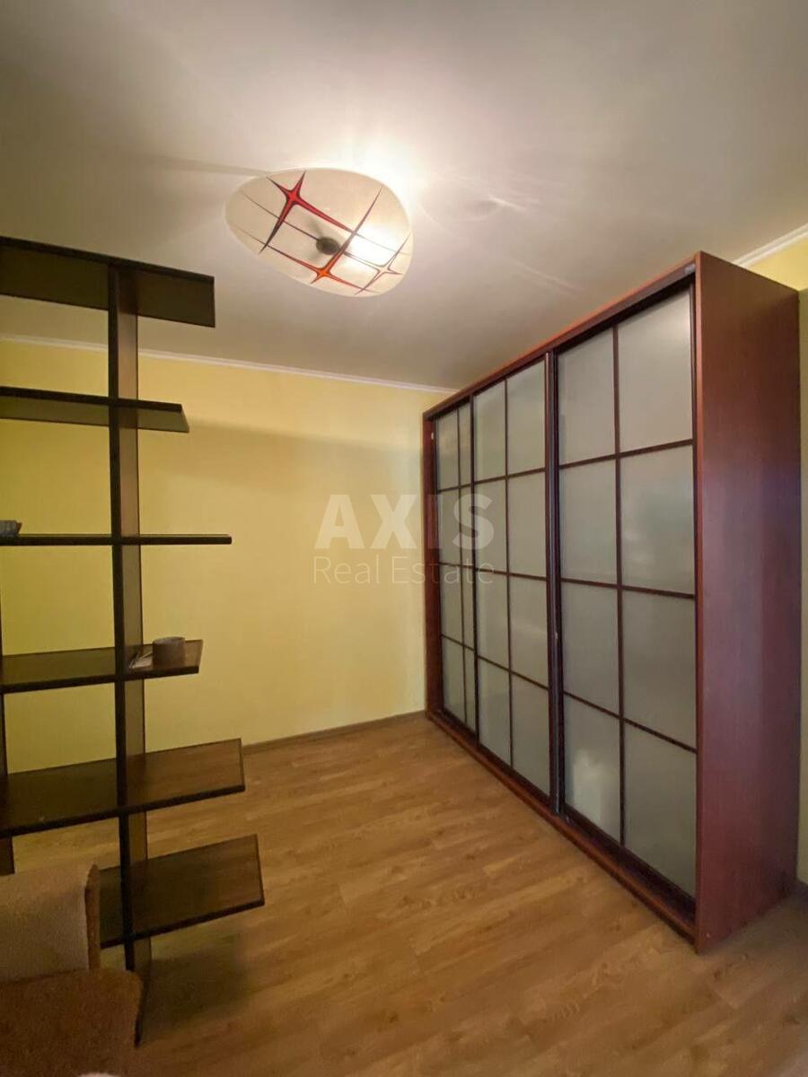 2k apartment vul. Horol's'ka 1А2