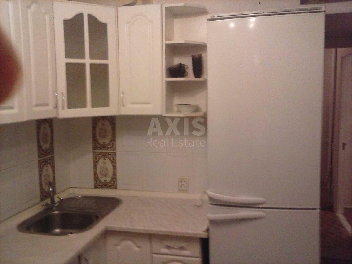 3k apartment vul. Boryspil's'ka 1260677