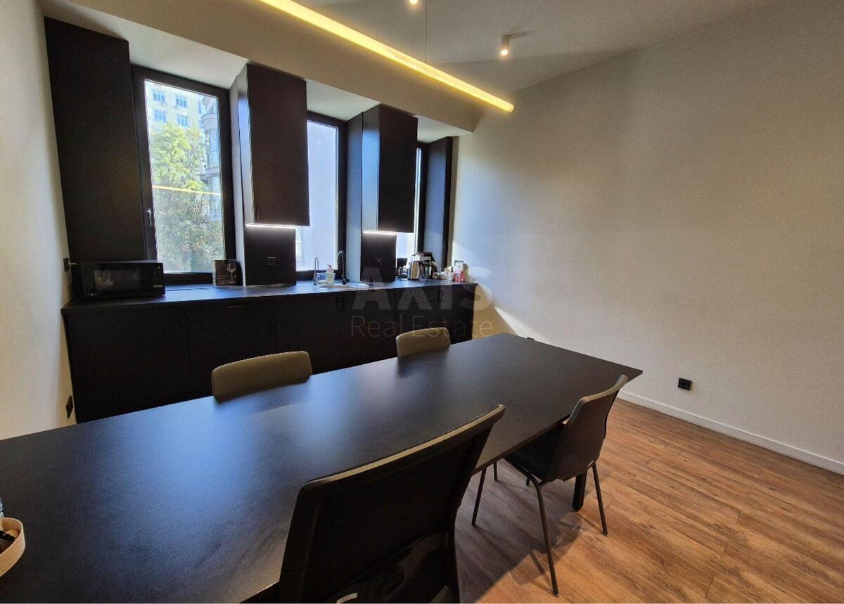 Office vul. Franka Ivana 9, 250m2607034