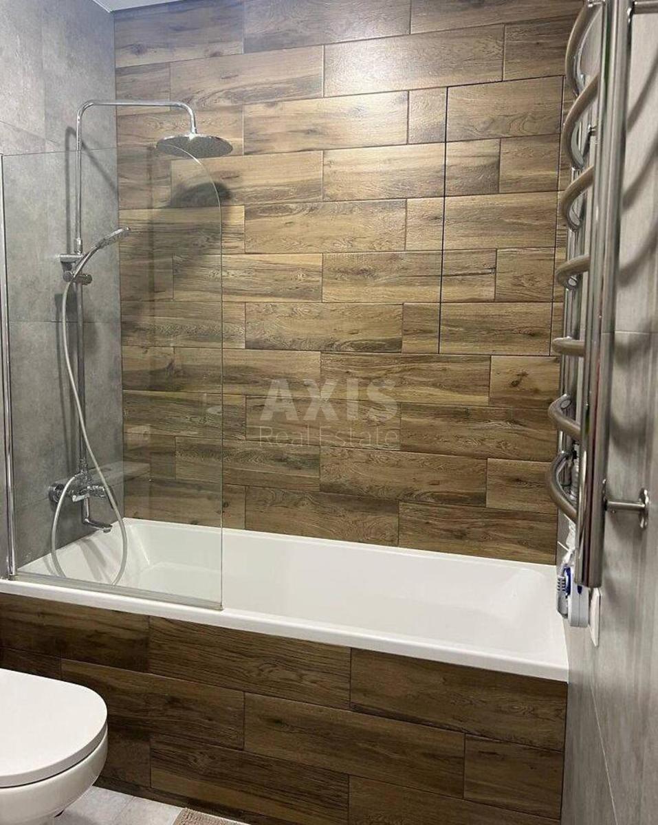 1k apartment vul. Glybochyc'ka 13/54