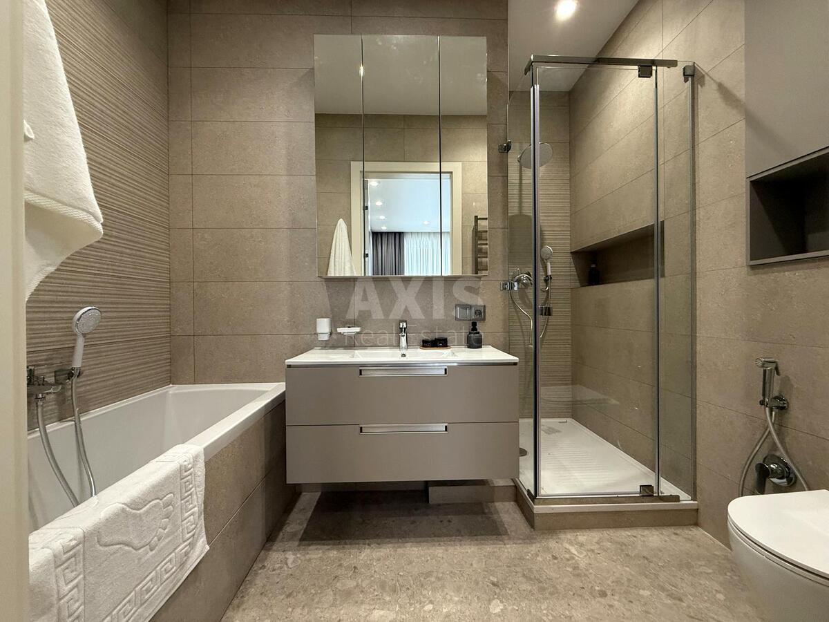 4k apartment vul. Antonovycha 118/96102710