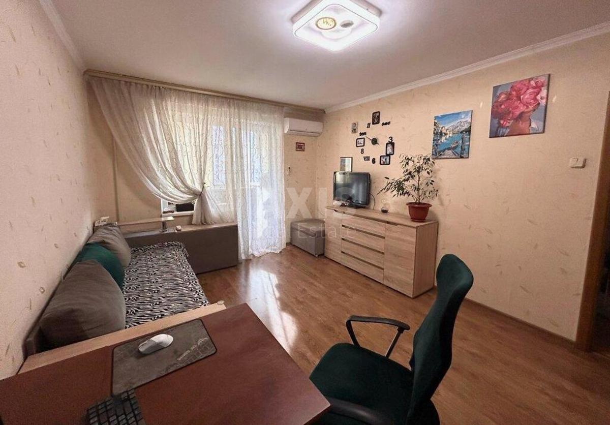 1k apartment vul. Bal'zaka Onore de 562