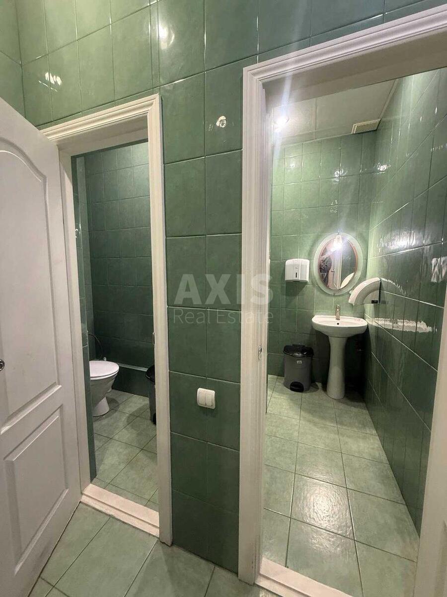 Office vul. Sverstjuka Jevgena 2Б, 362m26241517