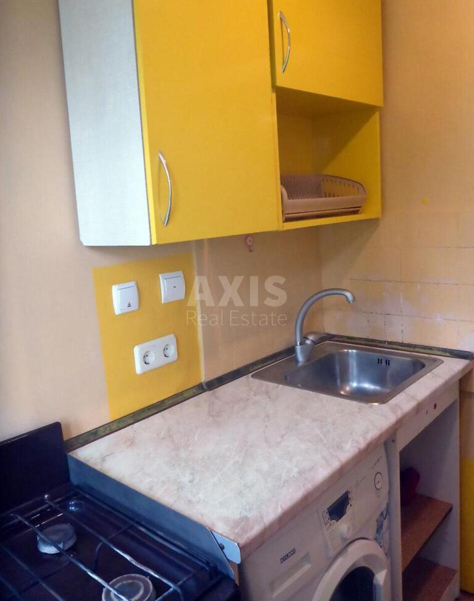 1k apartment vul. Zlatopil's'ka 3