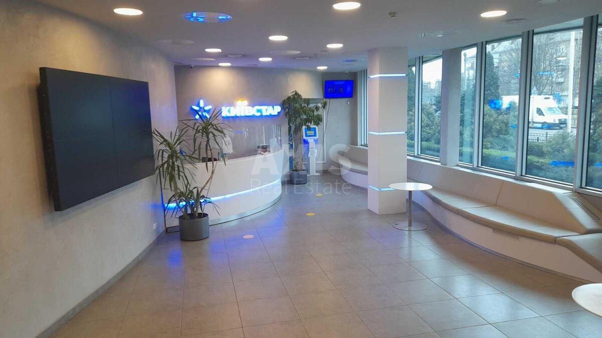 Office vul. Degtjarivs'ka 53, 400m20