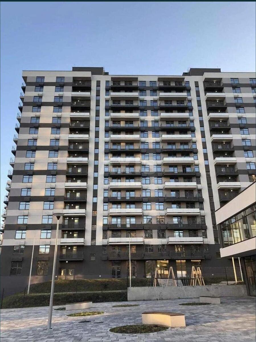 2k apartment vul. Oleksandra Olesja 1