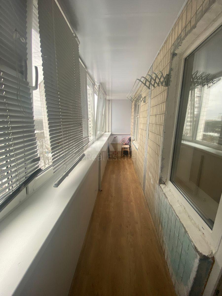 3k apartment vul. Bratyslavs'ka 42А633898