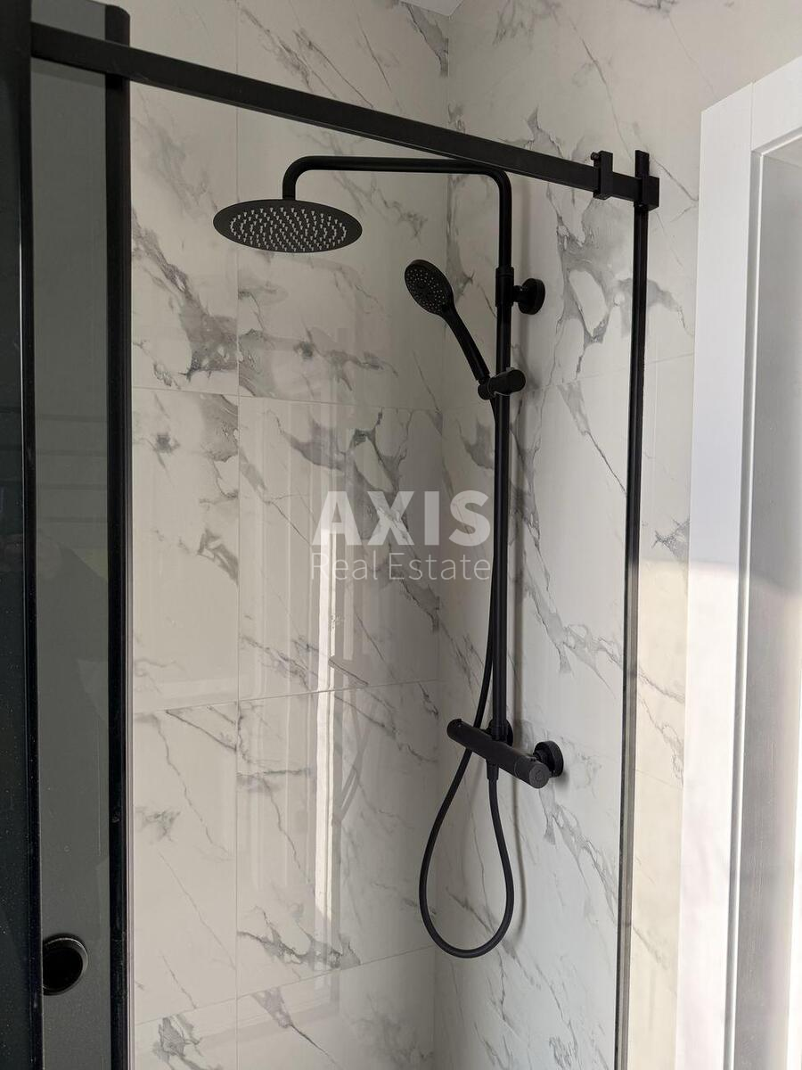 2k apartment vul. Nyzhn'okljuchova 145