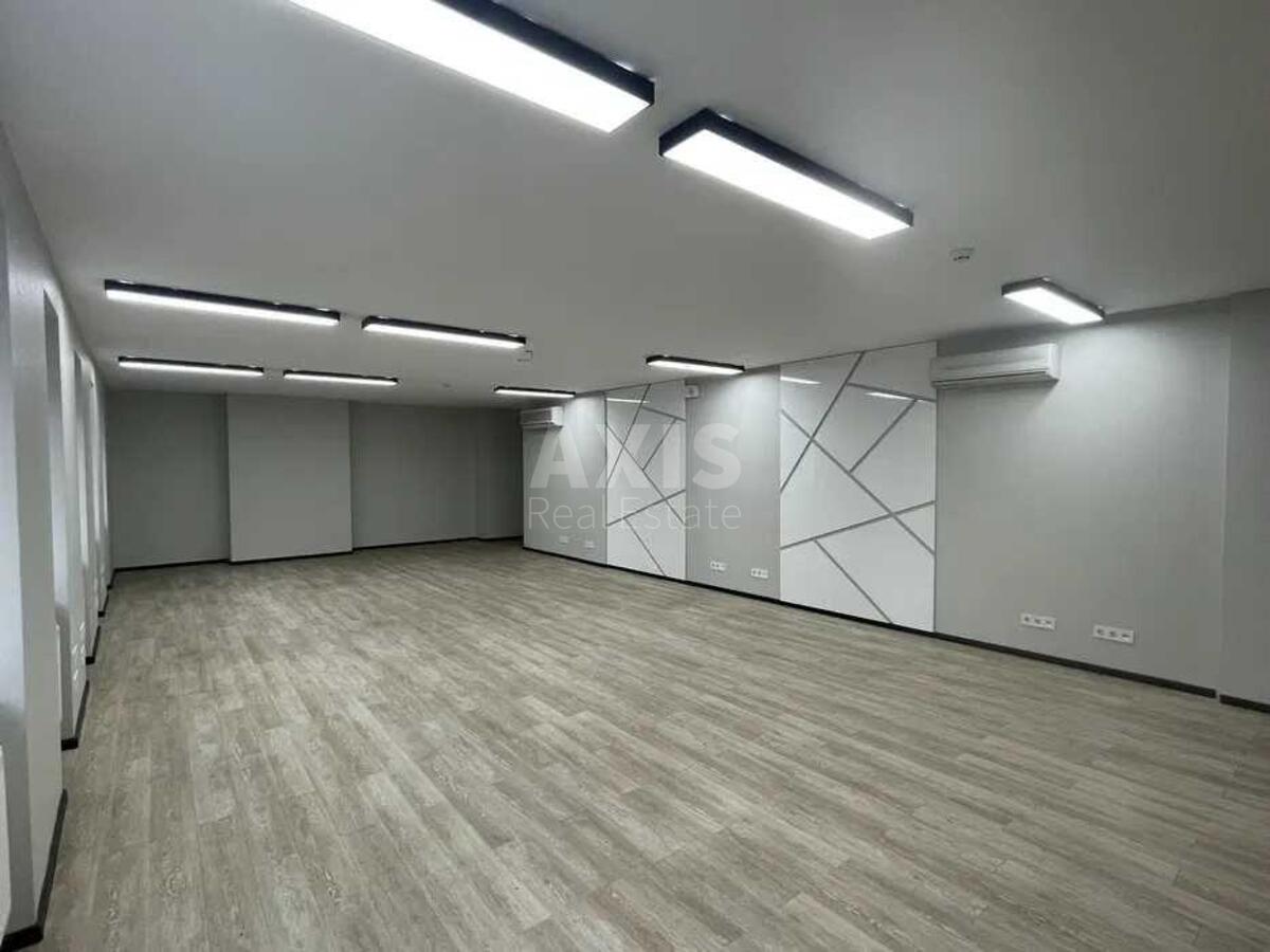 Office vul. Vozdvyzhens'ka 48, 257m2