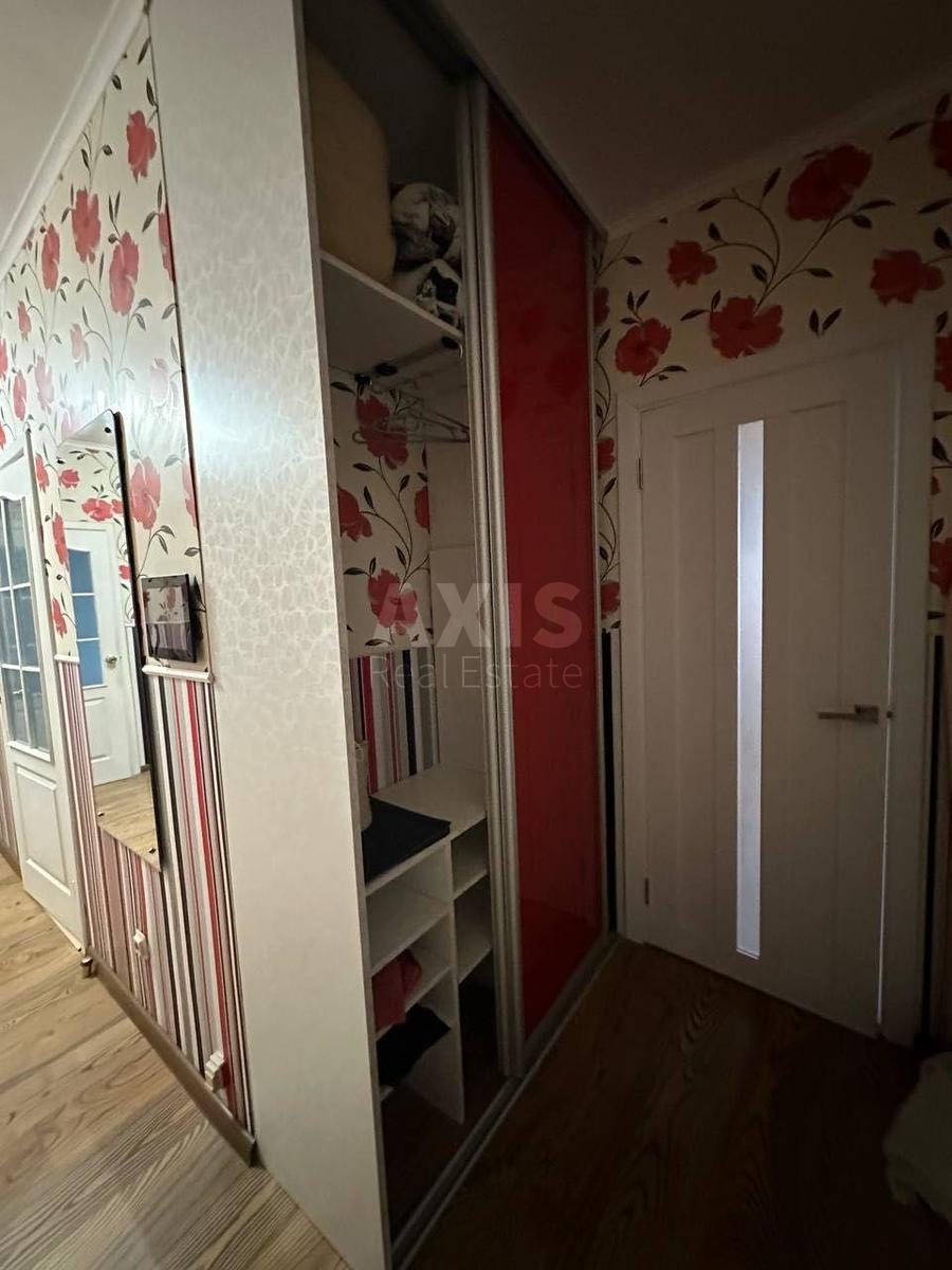 2k apartment vul. Alma-Atyns'ka 399