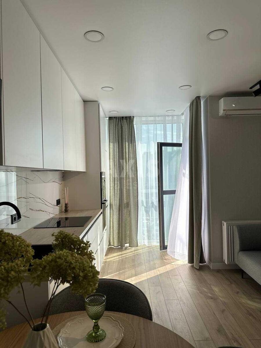 2k apartment vul. Virmens'ka 8/1271