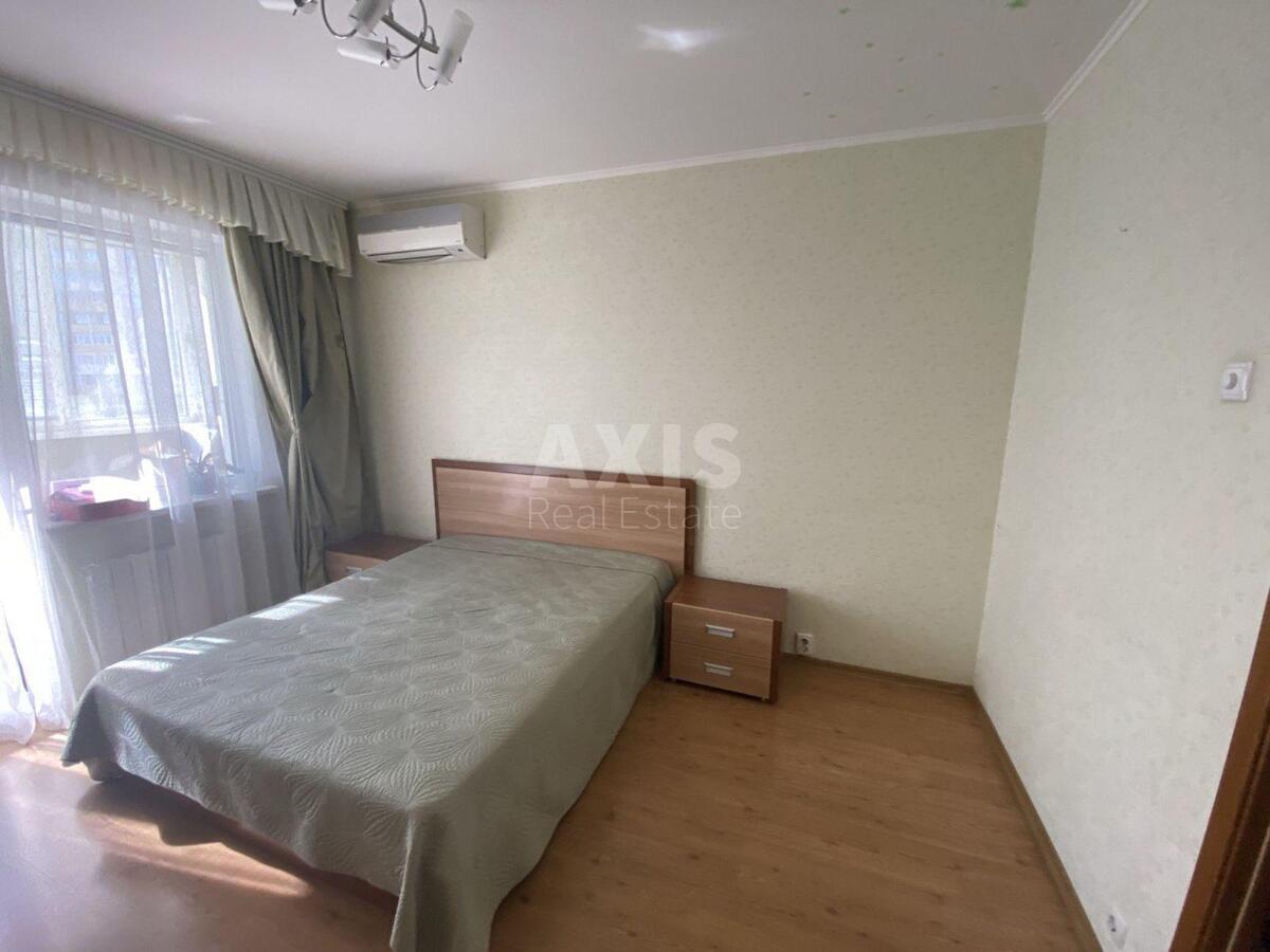 2k apartment pr-t Glushkova Akademika 17615774
