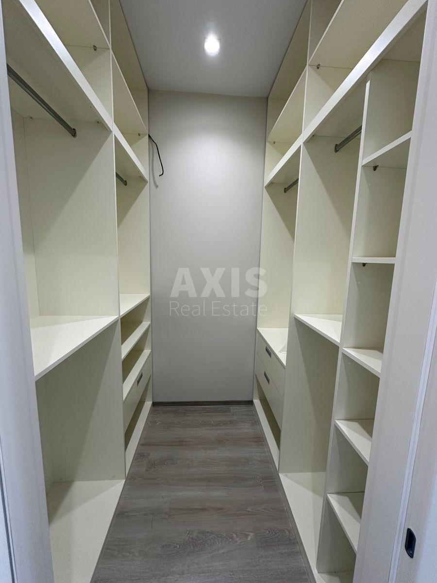 3k apartment vul. Antonovycha 1184