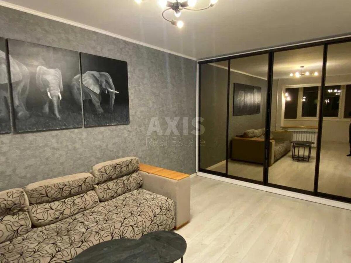 2k apartment vul. Malyshka Andrija 132