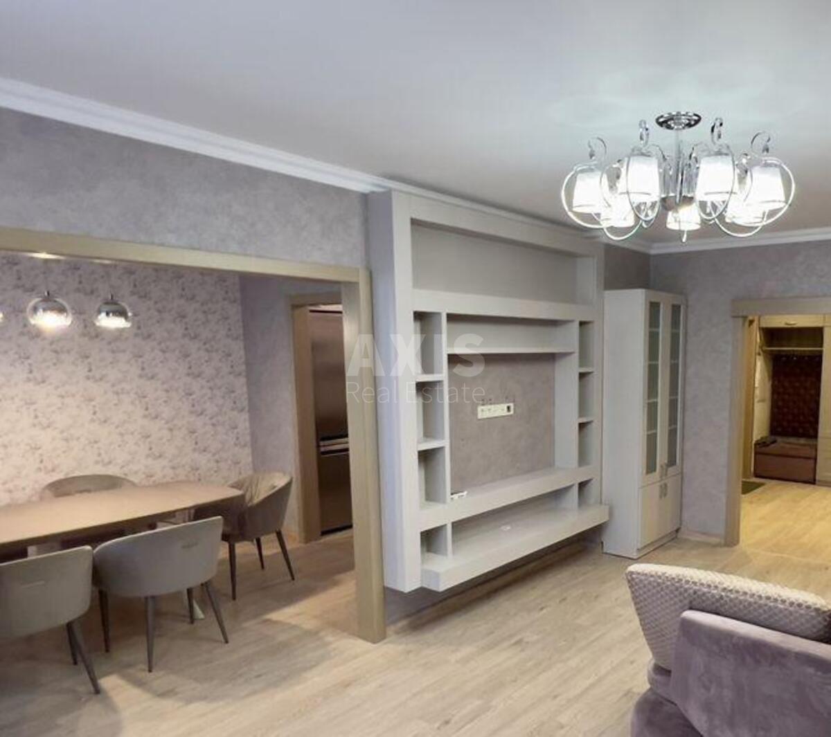 3k apartment vul. Nevs'ka 4Г0
