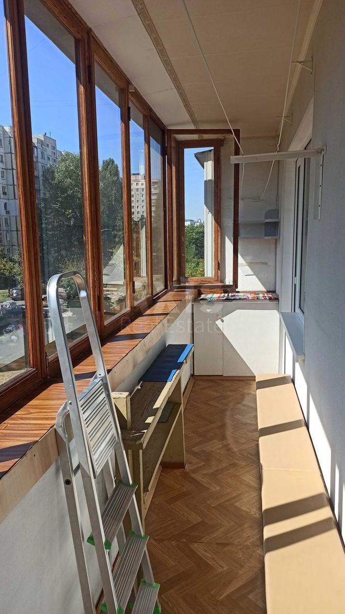 2k apartment vul. Tymoshenka Marshala 11А13