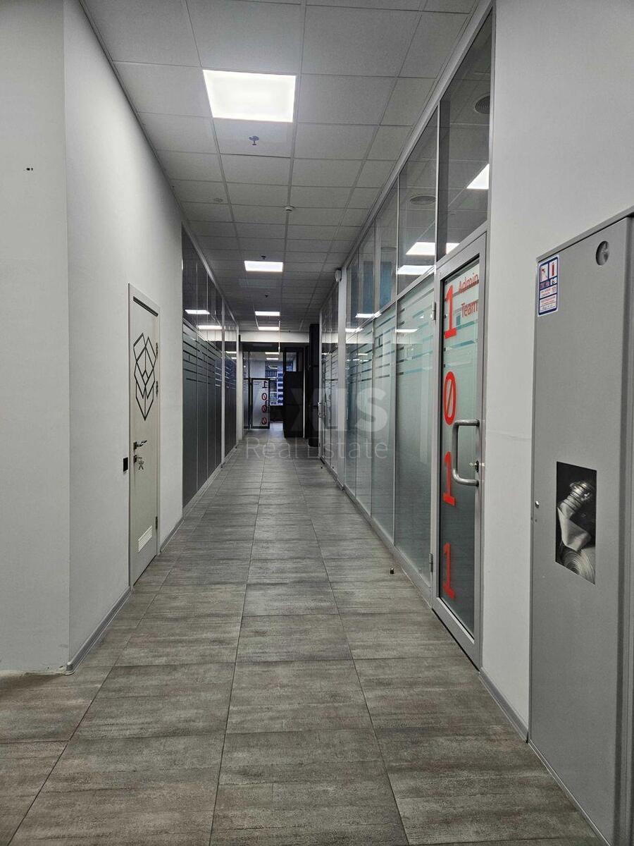 Office vul. Borshhagivs'ka 154, 886m2565903