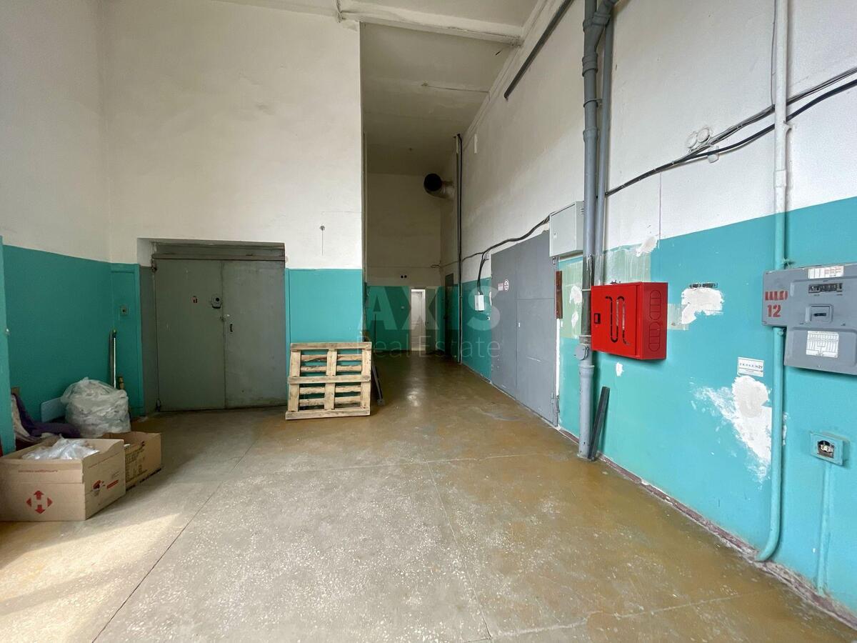 Service object vul. Jakuts'ka 8, 190m256778