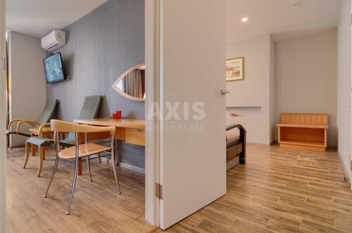 1k apartment vul. Lypkivs'kogo Vasylja Mytropolyta 37В2