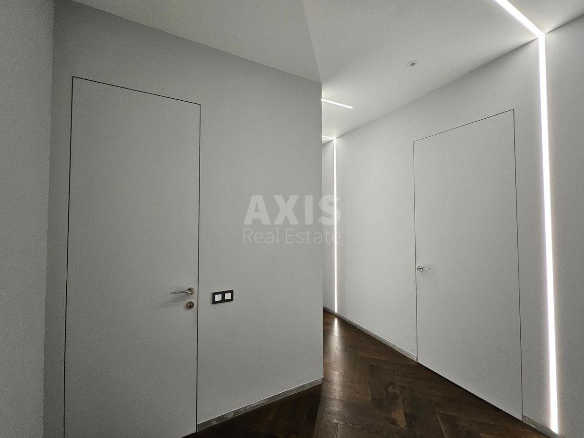 4k apartment vul. Mykil's'ko-Slobids'ka 3А10